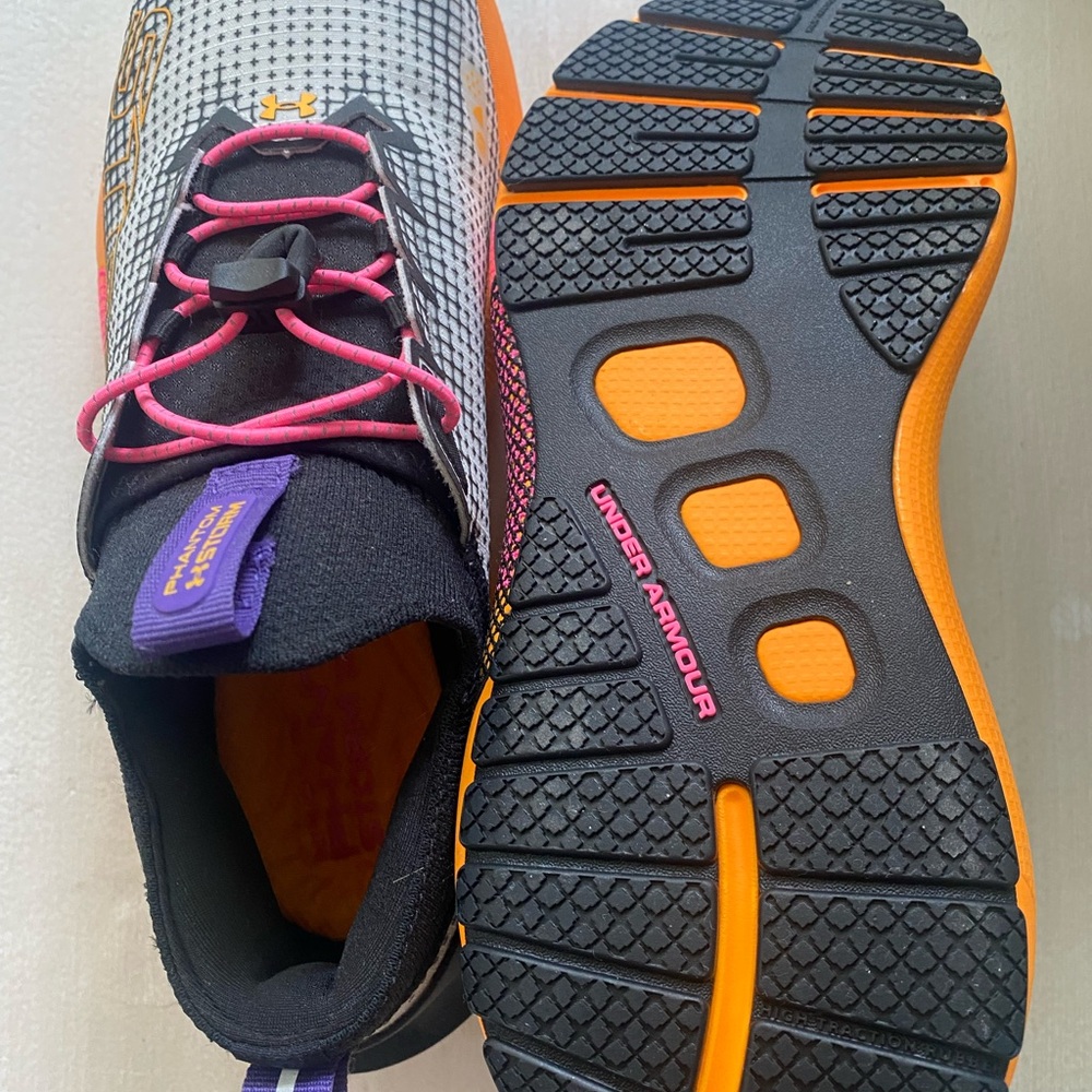 Under Armour HOVR Phantom 3 SE
Storm Men's Running Shoes - Picture 7 of 8